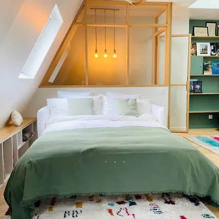 Luxurious And Family Duplex 4bd With Incredible View Paris