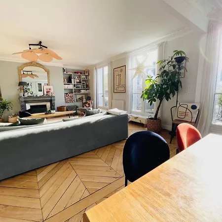 Appartamento Luxurious And Family Duplex 4bd With Incredible View Parigi